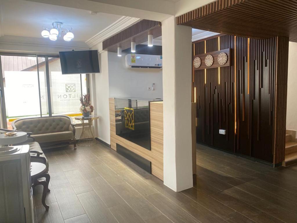 Milton Avenue Suites 아크라 외부 사진